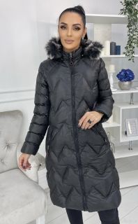 Черная длинная зимняя куртка 