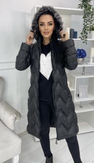 Черная длинная зимняя куртка 